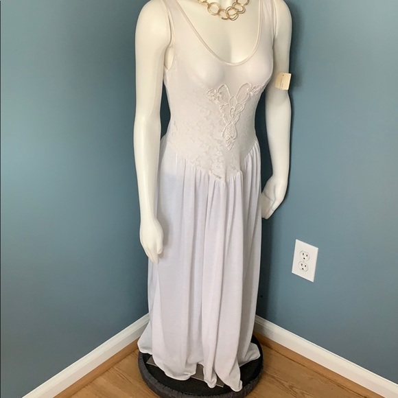 Victoria's Secret Vintage Gold Label White Nightgown NEW - Picture 1 of 7